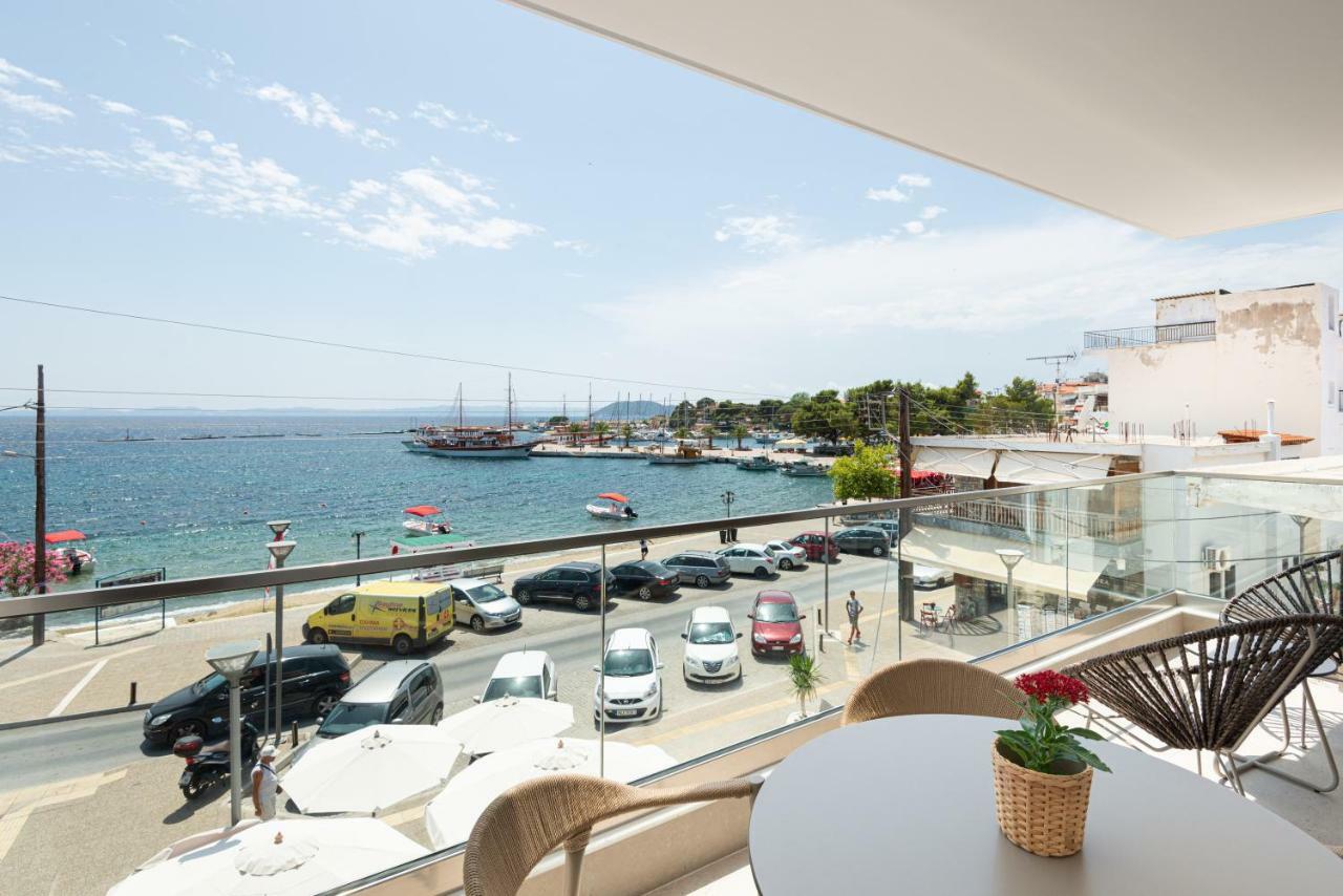Eladia Suites Neos Marmaras Esterno foto