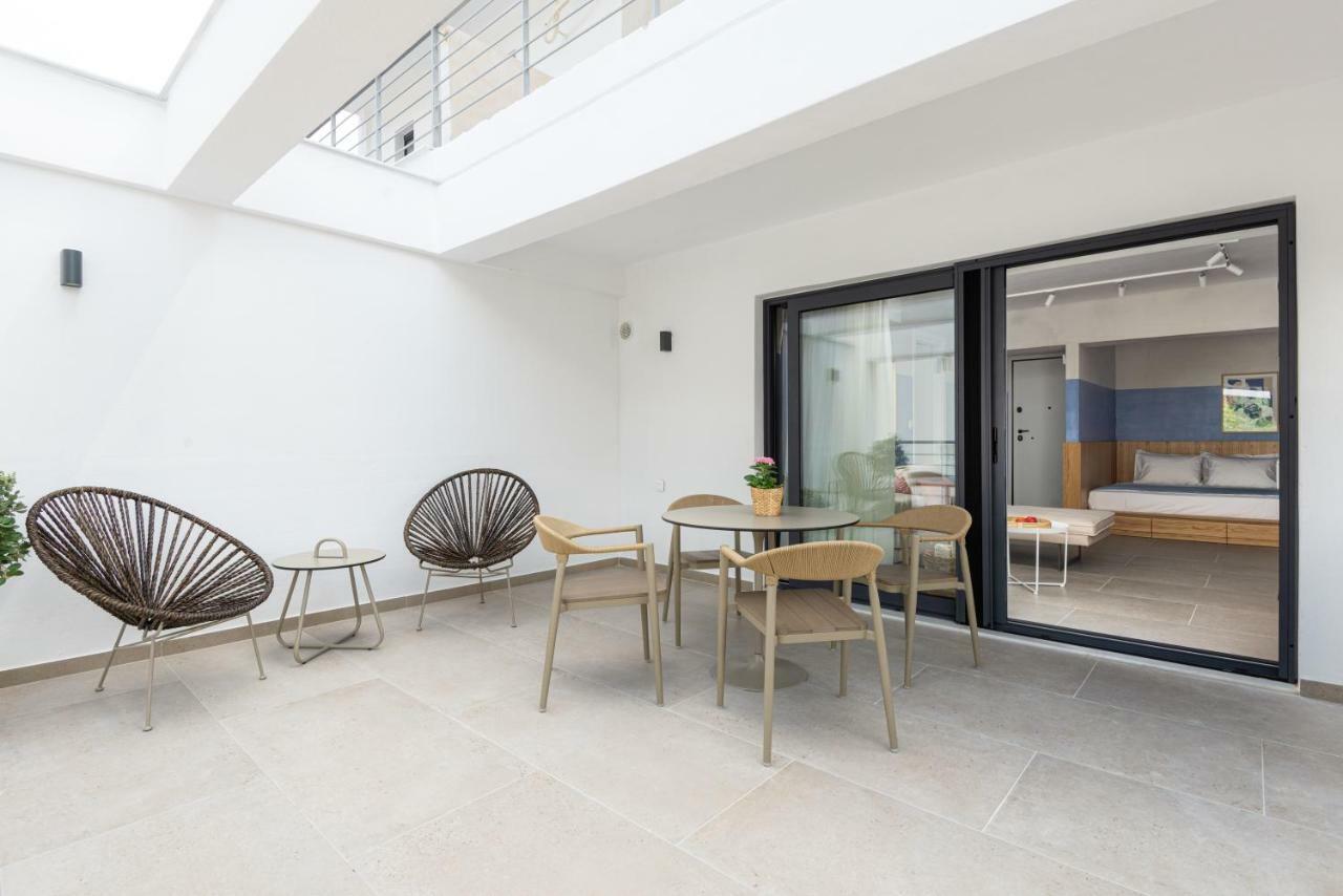 Eladia Suites Neos Marmaras Esterno foto